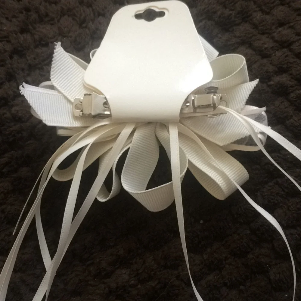 Lovely New barrette